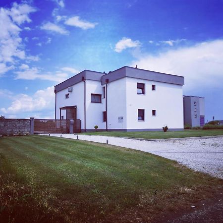 Apartmani Ka Sveti Martin Свети-Мартин-на-Мору Экстерьер фото